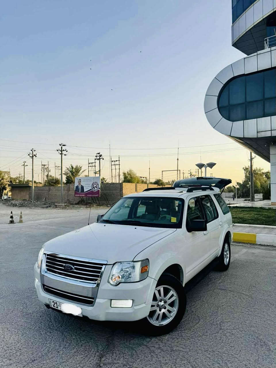 فورد اكسپلور 2010 فول مواصفات شركة نيڤا كلش جديدة دبل اكسل (فور ويل) ضد الترحلق 3 مقاعد 💺 كوشن تبريد مركزي سلايت كوشن جلد وكهرباء وهيتر سكليتر كهربائي ڤوليوم تحديد السرعة شاشة دديڤيدي DVD 📀 كود باب لايتات زينون وعدسة گير ومكينة واكسل بشرط ممفتوحة بدون صبغ وبارد وشخط كل الجسم على الشركة  ماشية 162 
مكان : كلار
سعر:142$ ومعاملة
***********

فورد اكسپلور. 2010 فول موصفات شريكه نيفا  زور تازه 
ده بل اكسل دژه خليسك 3 ريز كوشين تبريد مركزى سلايت كوشين جلد و كاره با و هيتر سكليتر كاره باي فوليوم تحديد سرعه  شاشه ديفيدي كودي سه ر ده ركا لايت زينون و عده سه 
كيرو مكينه و اكسل بشرت نكراوه تو بي بوياخ و سارد و شوخت 
هه مو كياني له سر شريكه يه 162 روشتوه 

شوين كه لار 
142$. معامله 
***********
