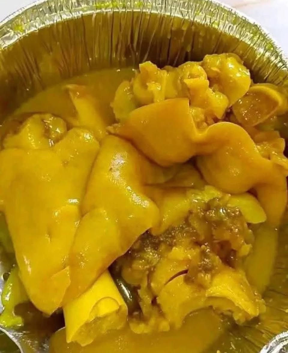 جمعه مباركه  حبايبي ❤️✨

بيع مباشر ع باجه التخيل حلقوم لحمها ذايب  مع اربع كراعين وياها 😋طعم ونضافه  
وايضا مفتوح الحجز ع
رجلين عجل 

  للحجز خاص او واتساب ***********
#مايحتاج_اتكلم_عن_طعم
#ونضافه_لان_الصور_تحجي_😌❤️
