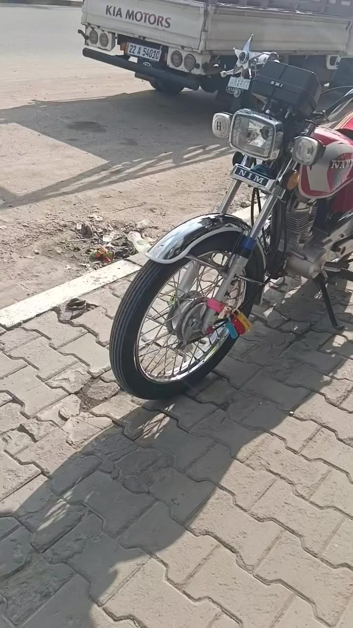 (دراجة 4 گير اصولي للبيع  اصولي )( الوكيل (علي عنجور)
الدراجة مديل( 21 )  خروج الدراجة نهاية  2025
محرك مامفتوح  خير من الله  شلعة فول   الدراجة مامعوزة برغي  فقط  مبدل بيها بس تخم اشاير لون ابيض حالين فقط       واحلة  من  المقطع
العنوان النجف تقاطع العسكري  السعر (مليون و200 )وبيها مجال


**إذا كنت صاحب هذا الإعلان وتريد حذفه لأي سبب، رجاءا أرسل رسالة إلى الدعم الفني**