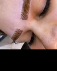 #تخفيضات  #__45_الف ✨ تاتو حواجب بصورة طبيعية جداً 🔥 #مسح_تاتو_الحواجب...