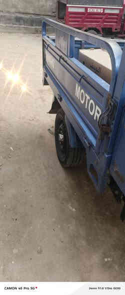 السلام عليكم ستوته مديل 2022 اوراق اصولي محرك مفتوح نقصه صندوق او دشبول واكف او باقي الكهربائيات كله شغاله السعر 2150 بيه مجال قليل متواجد العصر فقط ***********
