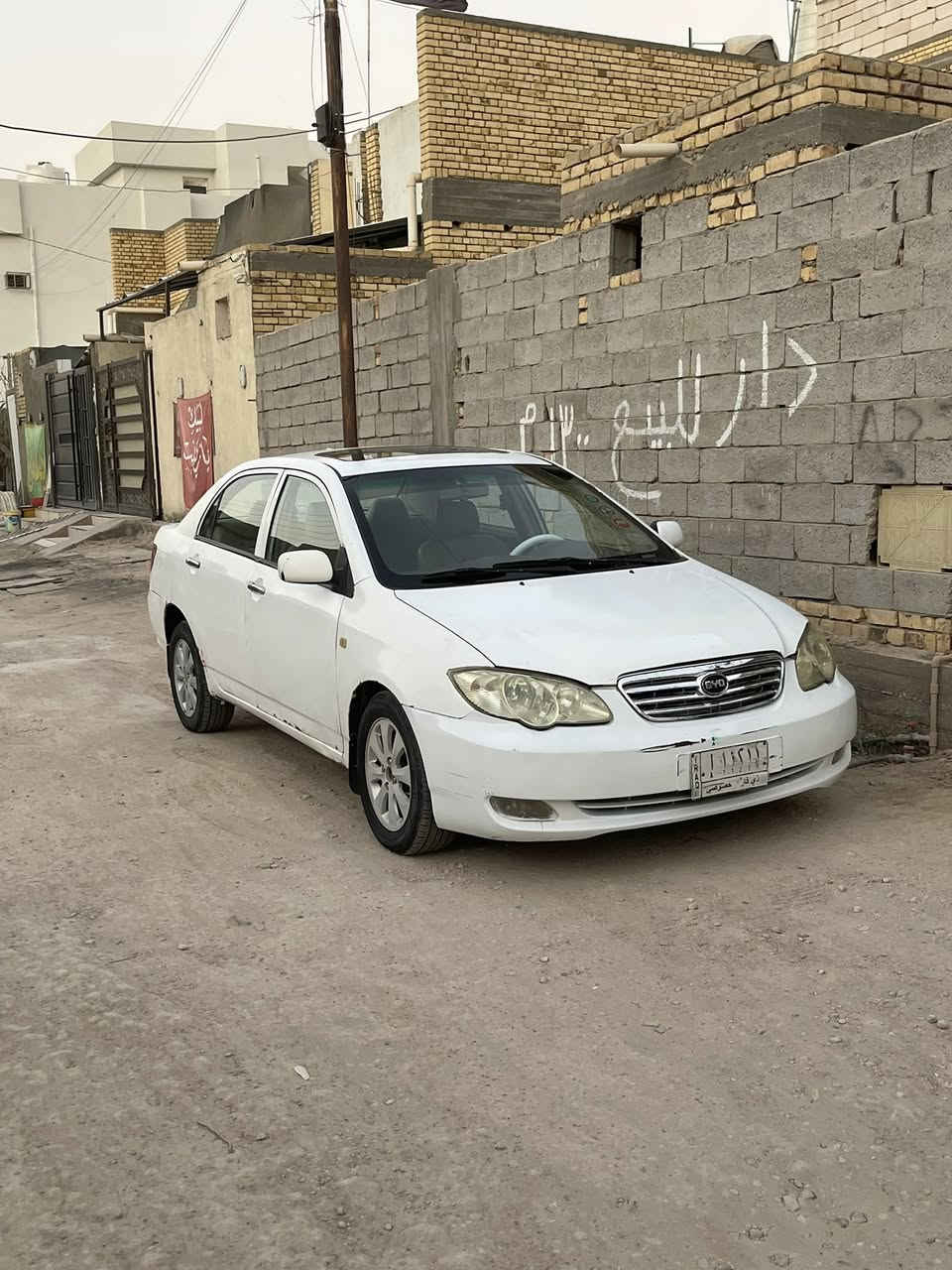 السلام عليكم 
سياره BYD  F3  للبيع 
السياره جاهزه مكينه وكير مستبوشي بلاد السياره جاهزه تبريد ثلج السياره حلوه كاعده رقم شبه مميز مداور ثاني يوم رقم الماني السياره لا ضربه ولا صبغ 
بيها شويه اخياس بل بيبان بعدني ممسويهن  كير اوتماتيك مكاني الناصريه مركز  السعر 55 وبيها مجال 
***********
