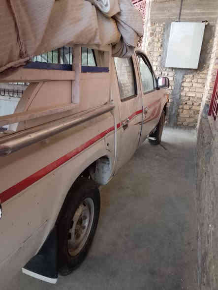 سلام عليكم بيكم نيسان موديل 88 محرك كايم كهربايات جديده تخم تاير دوشمه نضيفه كشر نضيف رقم بغداد السنويه له 26 تحويل مباشر استفسار عل هاذ الرقم ***********
