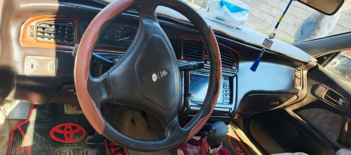 سلام عليكم بطه 1993سياره جاهزه مكينه وحداديه جديده سياره كصه قماره رقم بغداد انكليزي عنوان النجف ***********سعر 40
