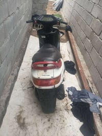 مستعجل علا بيعته رقم تلفوني 07781295282 وتساب بس سعر 250 وبيه مجال