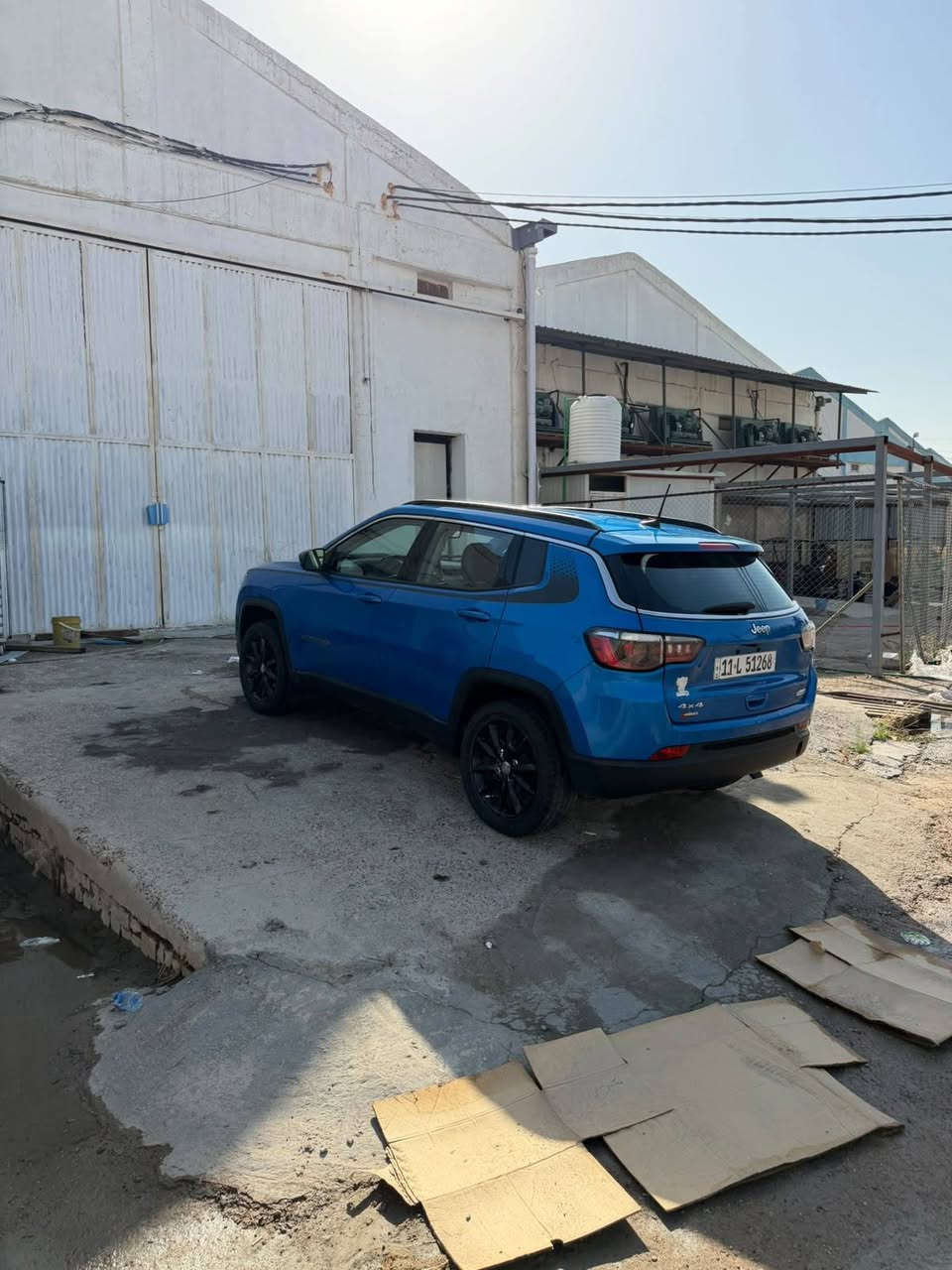 سلام عليكم 
Jeep كومباس مديل ٢٠٢٢ الشكل الجديد 
شكل ال ٢٠٢٣ 
السياره جديده بمعنه الكلمه وحادثة حلو بجم كبس 
حادثهه قبغ البانزين وشويه من الجنطه الباقي مكفول كفاله عامه السياره مال بيت مابيهه أي نقص ماشيه ٢٥ ألف ميل السياره نص فول رقم بغداد 
شاشه اندوريد بصمه كامره دواره نقطه عمياء 
رادارات 
منضومه زنون اصليه 
كشنات جلد ومخمل 
تحكمات ستيرن 
4 انضمه قياده 
قطعتين تبريد
محرك ٢٤٠٠ دوش مابيهه قطره دوانز 
السياره جديده مال بيت وسعرهه ١٦٥ وبيه مجال ***********
