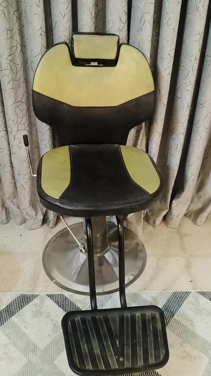 كرسي للبيع ب٩٠ بدون تجوات


**إذا كنت صاحب هذا الإعلان وتريد حذفه لأي سبب، رجاءا أرسل رسالة إلى الدعم الفني**