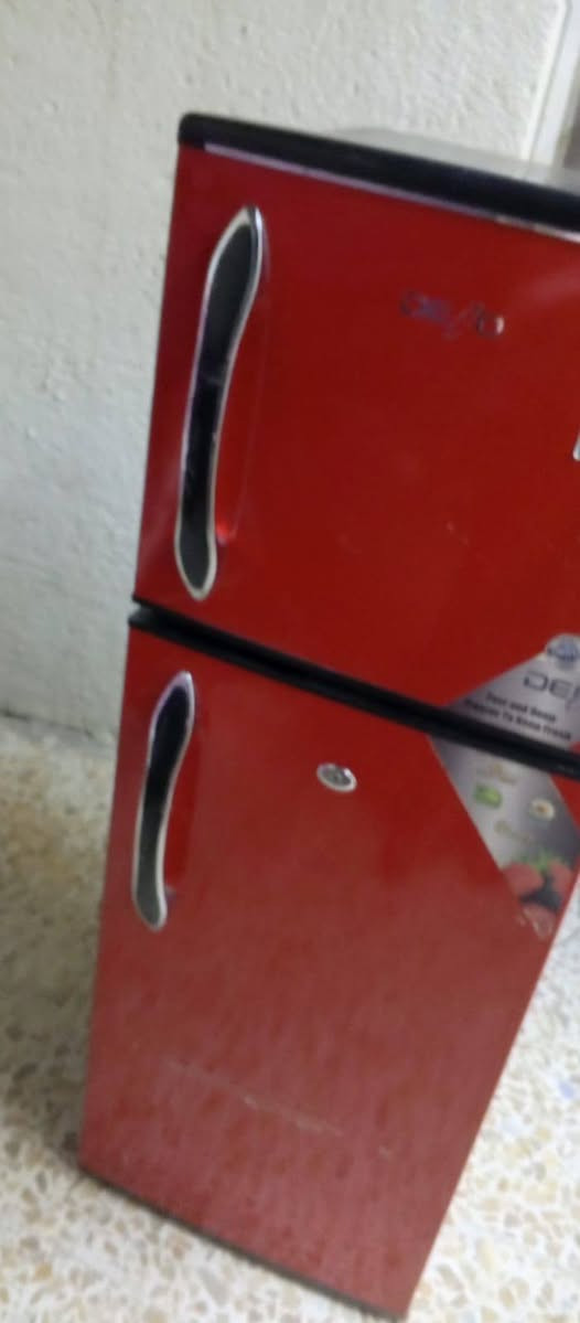 سلام عليكم/
عندي ثلاجه 8 قدم للبيع سعره 110


**إذا كنت صاحب هذا الإعلان وتريد حذفه لأي سبب، رجاءا أرسل رسالة إلى الدعم الفني**