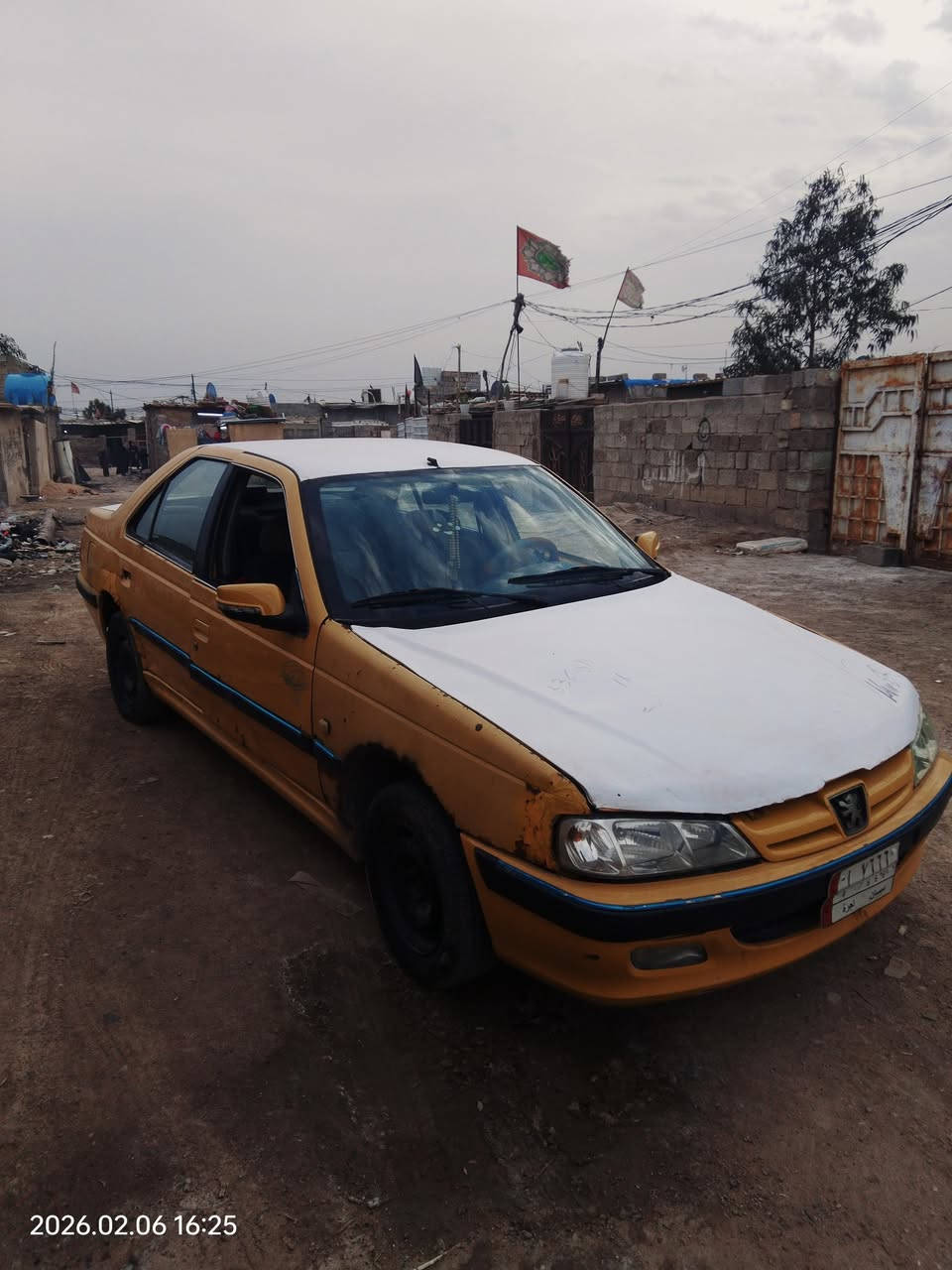 السلام عليكم بيجو باص 2015 لبيع مكانه البغداد الحسينية سياره ماعايزه سياره نظيفه سعره15بيه مجال بصيط  سياره خير من الله  *********** مامتواجد على الفيس
