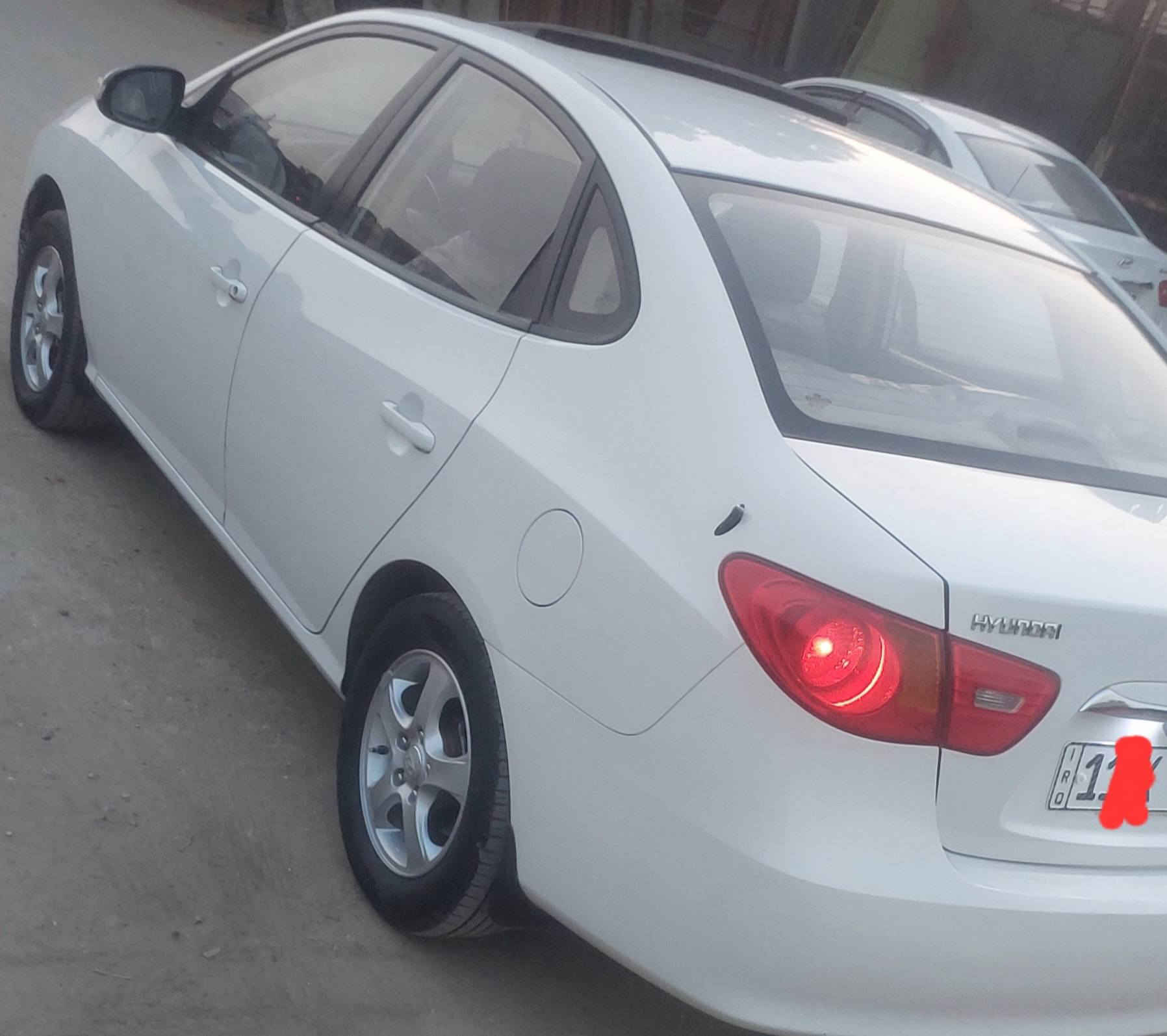 السلام عليكم  الانترى خليجي موديل ١١ فول مواصفات  محرك ١٦٠٠ مامفتوح  ماشيه ١٣٠ ألف  اربعه دسك شاشه كامره  اريل تحكم ستيرن  شغال  فتحه اشاير بل مري تخم تاير جديد حداديه جديده   سياره كلش نضيفه وجاهزه على اخر حبايه  رقم بغداد  نكليزي  سنويه بأسمي  لغاية ٢٠٣١  تبريد ثلج  شرط   رقمي بي واتساب ***********ابو مصطفى
