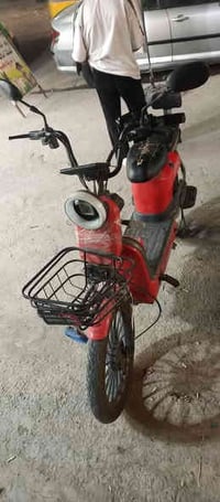 دراجة شحن موضح النظافة بالصور بطاريات تقريبا ثنين مستحقات تبديل شغالة ...