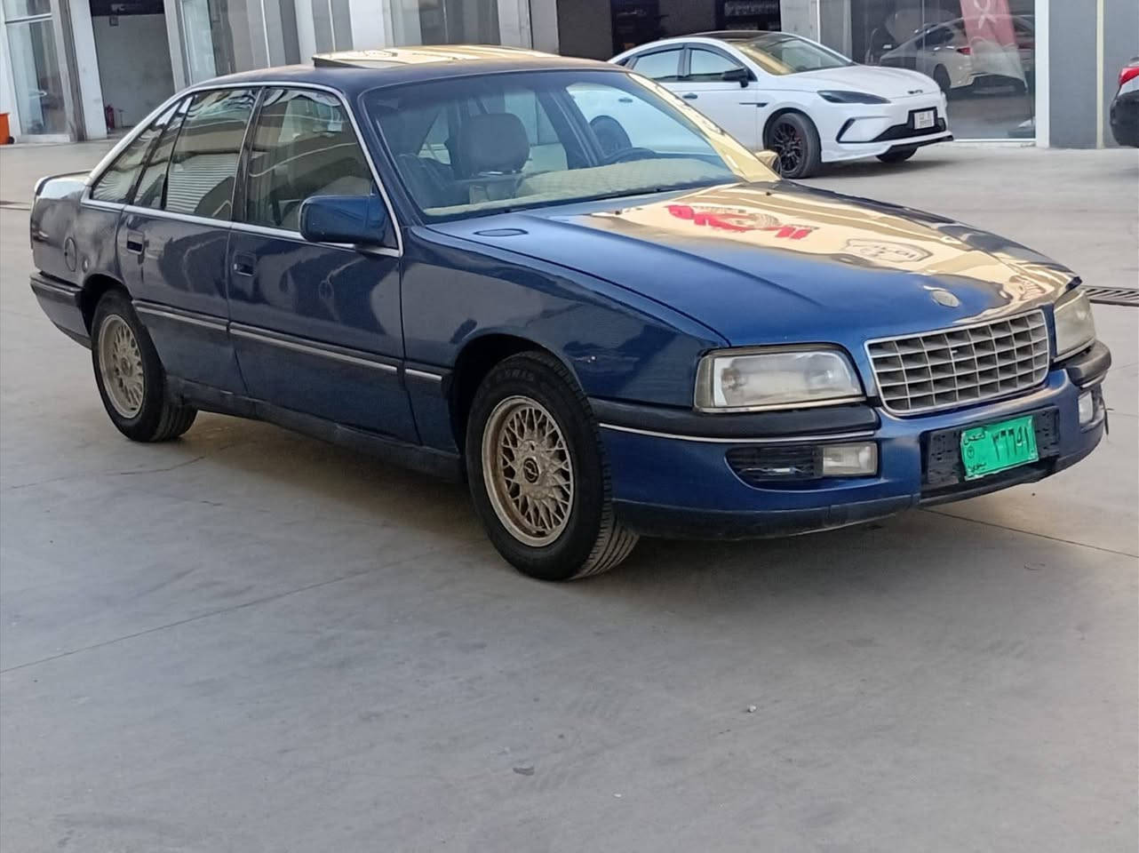 السعر 27$$        *********** 
سيناتور موديل 1991 مكينه كير شرط حجم 30 فل كير توماتيك جامات كهرب تبريد سلايت صبغ عام جماليه بدون دواخل سنويه خضرا مدفوع كمركها ومرسمه شرعي موجود شرط التحويل
