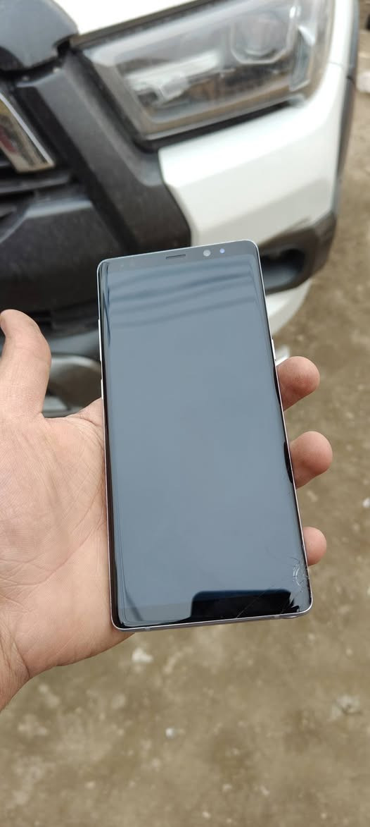 السلام عليكم جهاز سامسونج نوت 8 جهاز معروف عن مواصفاته وقوته ذاكره 64 خط شغال نت اتصال كله شغال بس بي هذا الضرر اللي بالشاشه ما مأثر على اي شيء مكاني حله شارع 80 طريق النجف بالمجمع السكني


**إذا كنت صاحب هذا الإعلان وتريد حذفه لأي سبب، رجاءا أرسل رسالة إلى الدعم الفني**