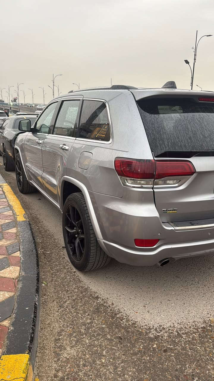 معلايه 15 معلايه 17 جيب للبيع معوقين منتهي وماشي معاملته فول فول كراند شيروكي حاده قطعتين بدون دواخل ماشيه 60 الف حقيقي سعر 165


**إذا كنت صاحب هذا الإعلان وتريد حذفه لأي سبب، رجاءا أرسل رسالة إلى الدعم الفني**