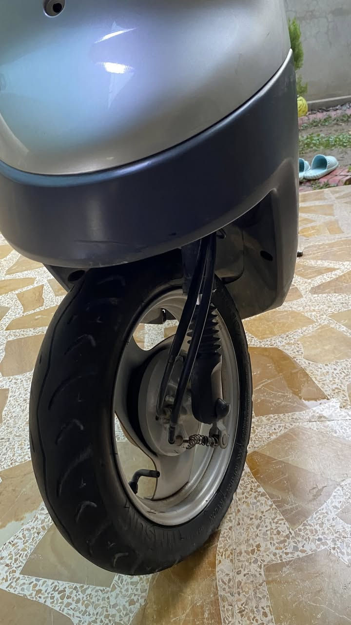 السلام عليكم 
دراجة بوتين دبل سكريتر للبيع 
السعر 425 شرط كهربائات سلف 
مكاني موصل حي الحدباء 
***********
