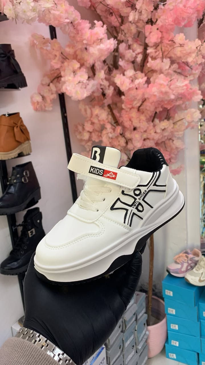 Pink shoes
جديد حذاء ولادي من قياس 31الى36

📍الدور نهاية سوق الخضار مجاور مجمع كرستال


**إذا كنت صاحب هذا الإعلان وتريد حذفه لأي سبب، رجاءا أرسل رسالة إلى الدعم الفني**