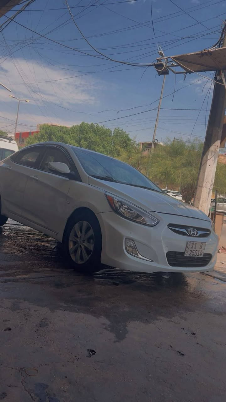 لسلام عليكم اكسنت خليجي قطعه صبغ والباقي طخات شارع فتحه نص فول سياره جاهزه من كلشي موديل ٢٠١١ ماشيه ١٨٤ الف سياره مال بيت للاتصال ***********
