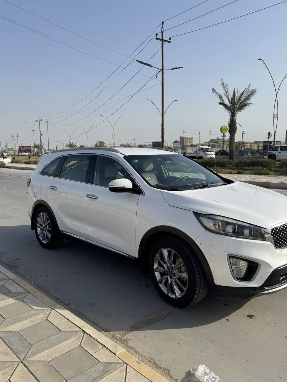 سورنتو 2016 خليجي
4 سلندر محرك مفتوح
الكشر مكفول كفاله عامه  
ماشيه١٢٠ 
مثبت سرعه
رادار
كشنات جلد 
سياره نضيفه جداً ومناقصها شي باسمي وتحويل ثاني يوم
السعر ١٩٠ وبيها مجال بسيط

‭٠٧٧٢ ٥٦٥ ٦٦٠٢‬
