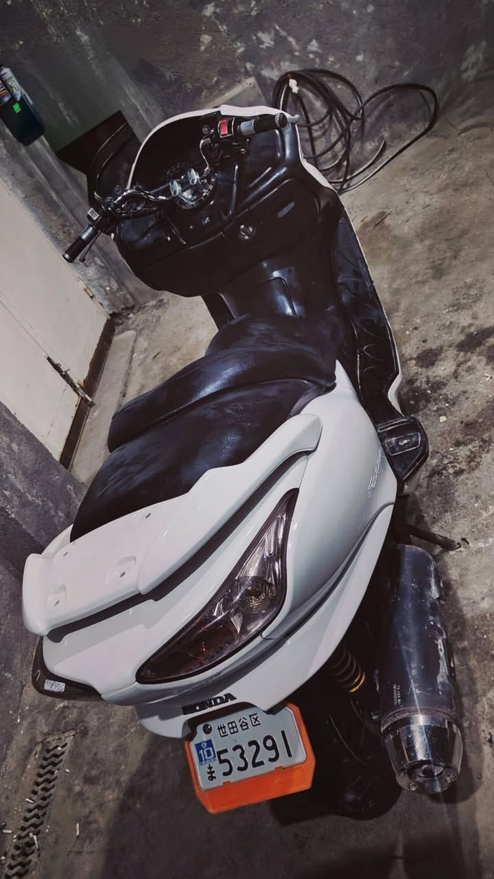 السلام عليكم
للبيع فورزه 08 مابيها اي نقص مكفوله مكينه خرسه
بيها ريمونتات ثنين سويج طوارئ ام بي ثري وسماعاته شغال
تراي وين متريد دراجه جاهزه السعر 850 وبيها مجال
مكان كربلاء طويريج للاستفسار ***********
