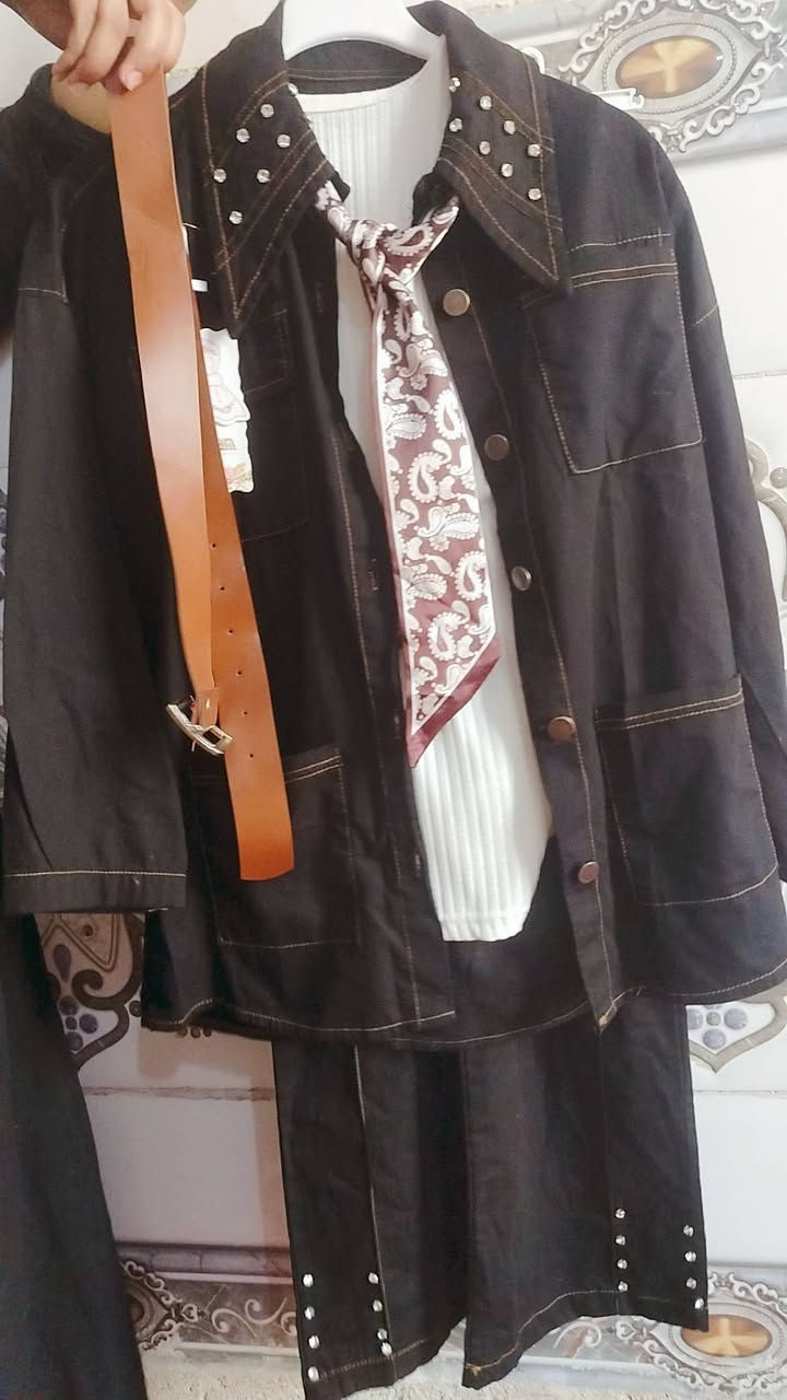 هلو بنات اخذت هذا السوت وطالع اصغير بعده بعلامه مالته والله العظيم اخذته ب 35 الف فلوسه بعدهي علامه جديده يلبس عمر محير من عمر 10 سنوات لحد. 15 سنه


**إذا كنت صاحب هذا الإعلان وتريد حذفه لأي سبب، رجاءا أرسل رسالة إلى الدعم الفني**