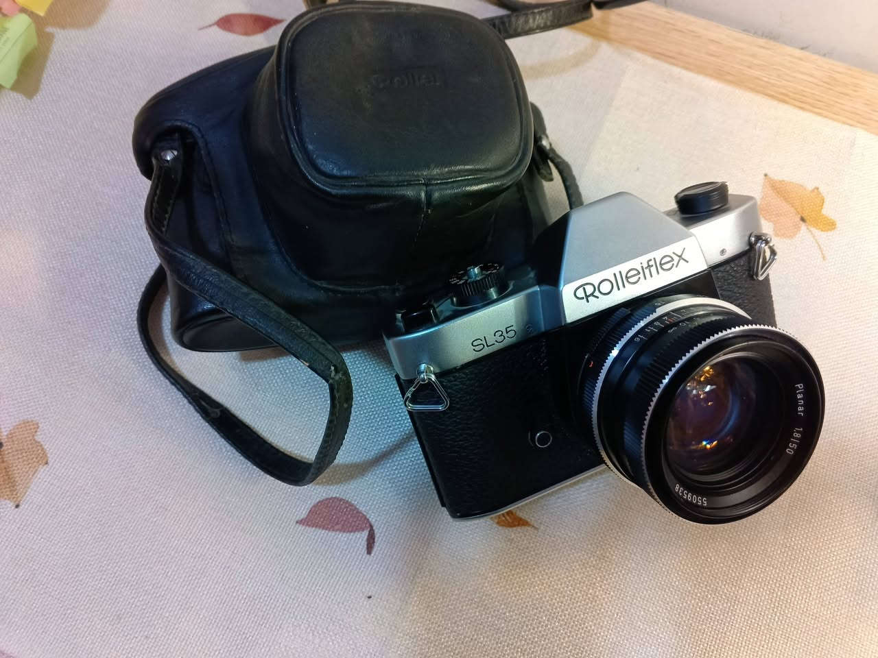 كاميرات فيلم كلاسيكية لهواة التصوير والتحف
RolleiFlex & Kodak Retinette كاميرات ألمانية قديمة أصلية


**إذا كنت صاحب هذا الإعلان وتريد حذفه لأي سبب، رجاءا أرسل رسالة إلى الدعم الفني**