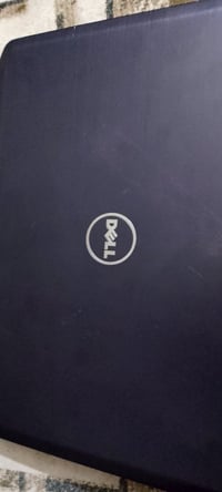 لابتوب للبيع نوع دل نضافه ٩٠٪شحن يدوم ثلاث ساعات مواصفات موضحه بالصوره...