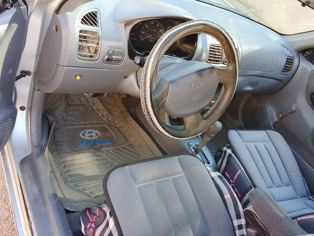 اكسلة موديل 2001 سيارة مزاد معاملة كاملة منتضرة ارقام لي يشتري صاحب رقم سيارة جاهزة من كل شي السعر 45 وبي مجال
***********  
عنوان واسط ناحية شيخ سعد
