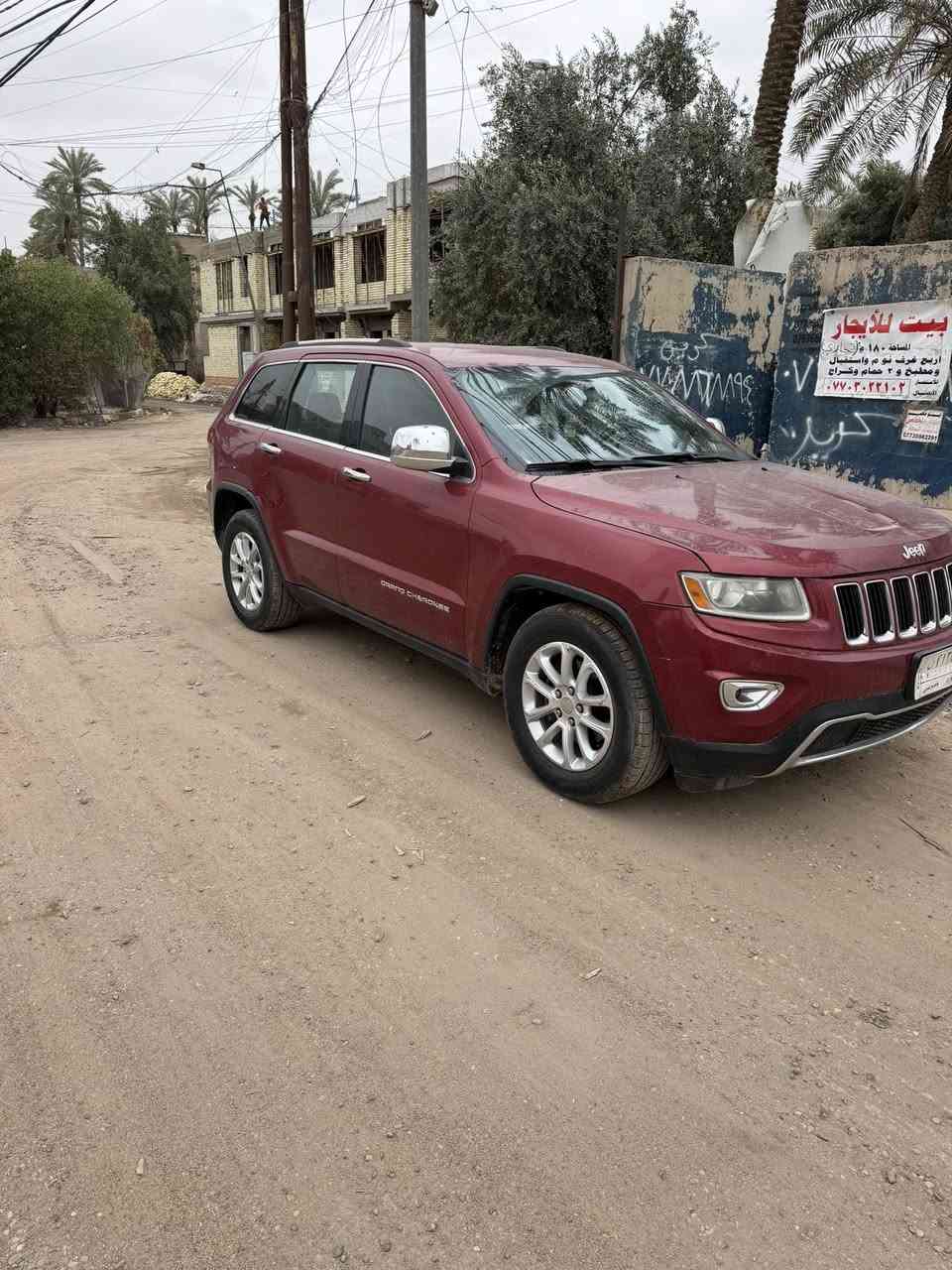 السلام عليكم سياره جيب شيروكي لبيع موديل ٢٠١٤ السياره جاهزه من كلشي كير محرك وقبل سبوع بدلتله تخم تيارات جديد والسياره باسمي تحويل ثاني العنوان بغداد الاعضميه / السعر ١٩٨$
الهاتف ***********
