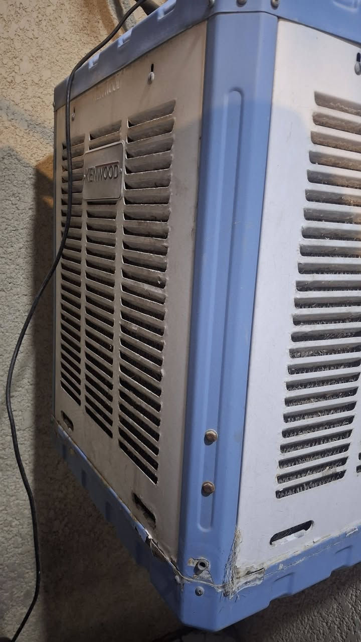 مبرده للبيع نضيفه مابيها اضرار ابد ع فحص شغاله السعر  وبيها مجال بسيط للعنوان الكريعات ١٠٠


**إذا كنت صاحب هذا الإعلان وتريد حذفه لأي سبب، رجاءا أرسل رسالة إلى الدعم الفني**
