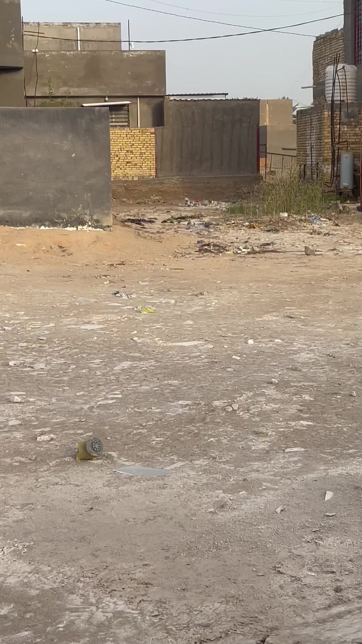 ***********السلام عليكم قطعه للبيع مساحه 260 متر سند 25 العنوان الحمزه الغربي منطقة العلاك خلف بانزين خانه العلاك
