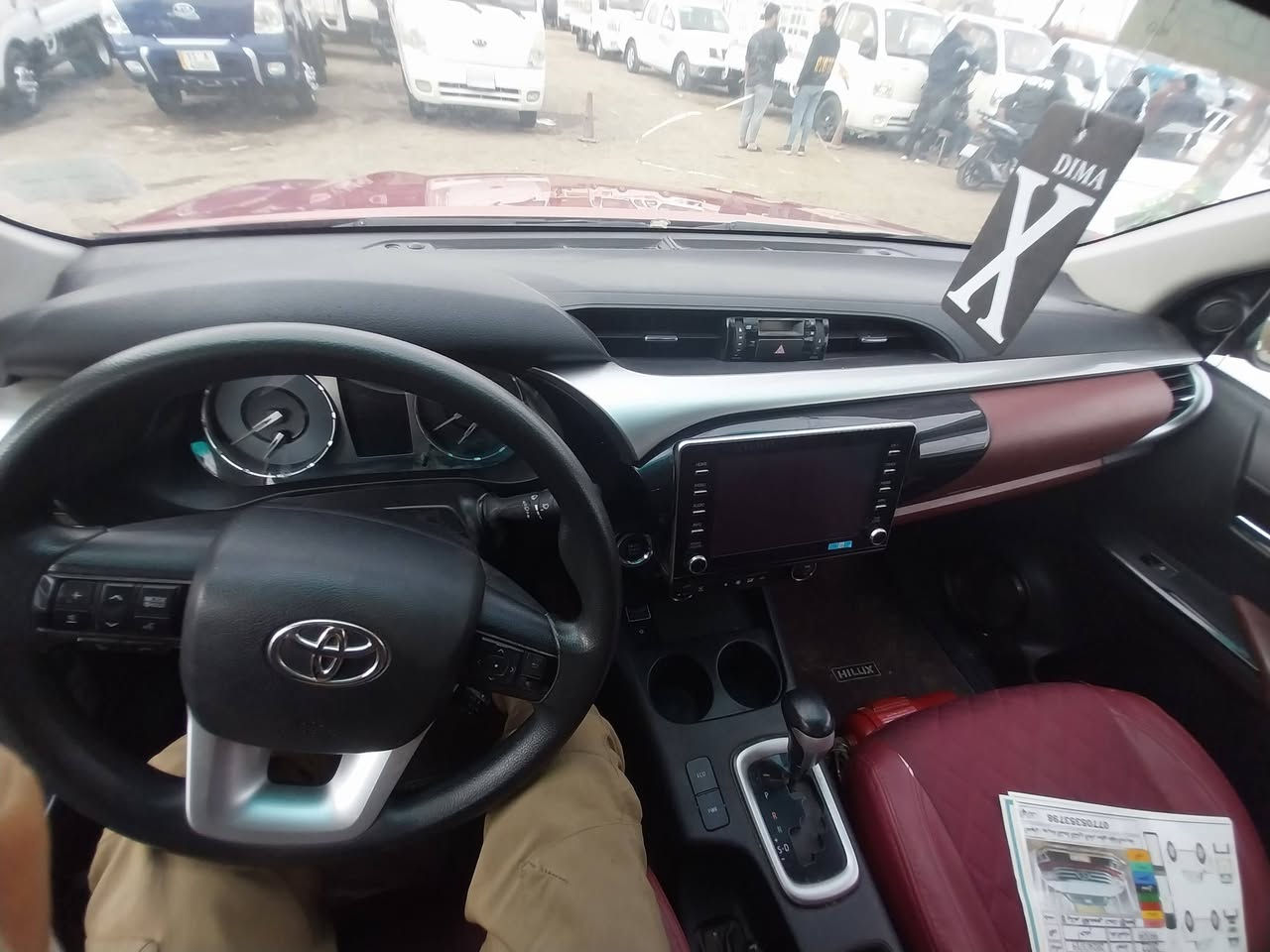 هايلوكس ٢٠٢٢
ناصية 
فول موصفات 
ماشية ٧٨٠٠٠ 
مكفولة كفالة عامة 
*********** 
 السعر ٢٧٠
