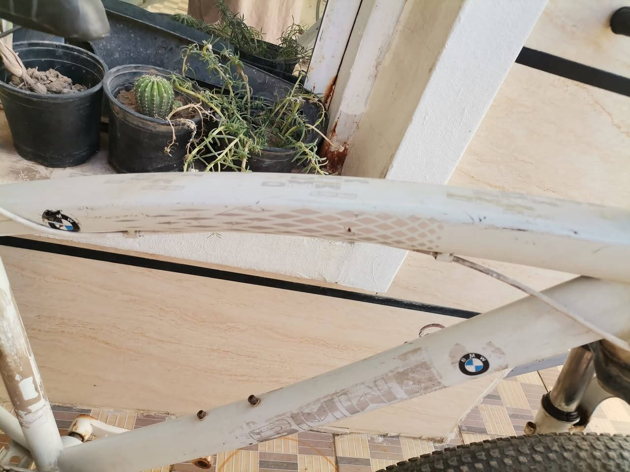 السلام عليكم ماركة BMW يحتاجه ترتيب بغداد الغزاليه سعره ٥٠وماعندي توصيل ***********
