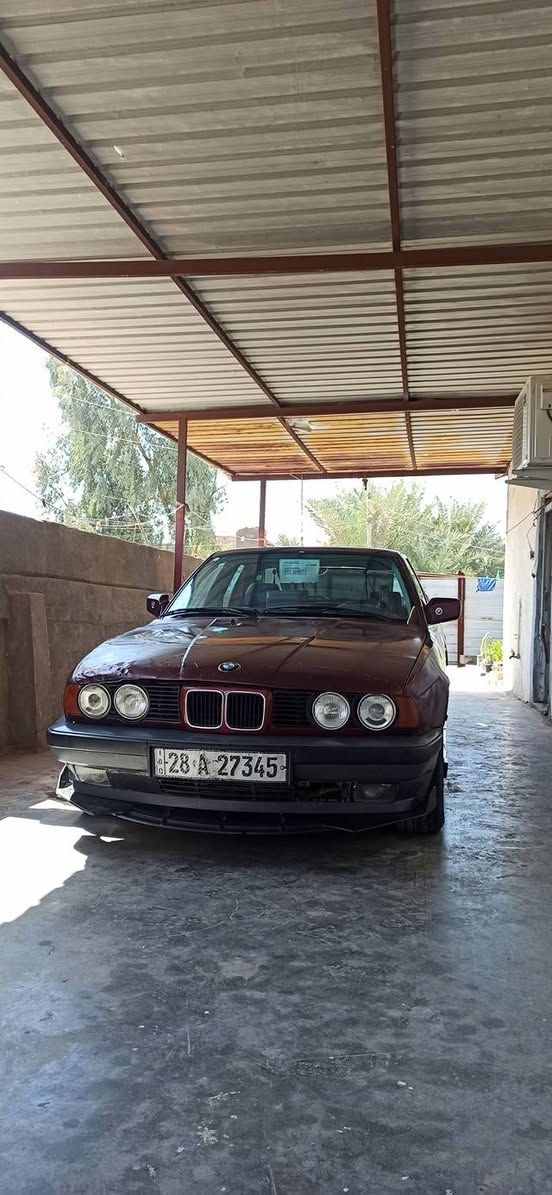 السلام عليكم بي ام للبيع 520 مديل 90كيروتماتيك كيرومكينه خير من الله سنويه لحد 29شاشه وكامره وحداديه 60 بل100ابيع متوازي مشروع وطني تحويل مباشر ثاني يوم السعر 35العنوان بابل سدت الهنديه ملاحضه راعي السياره يريد تحويل ***********
