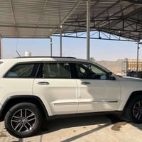 جراند شيروكي • ٢٠١٢ • فور ويل