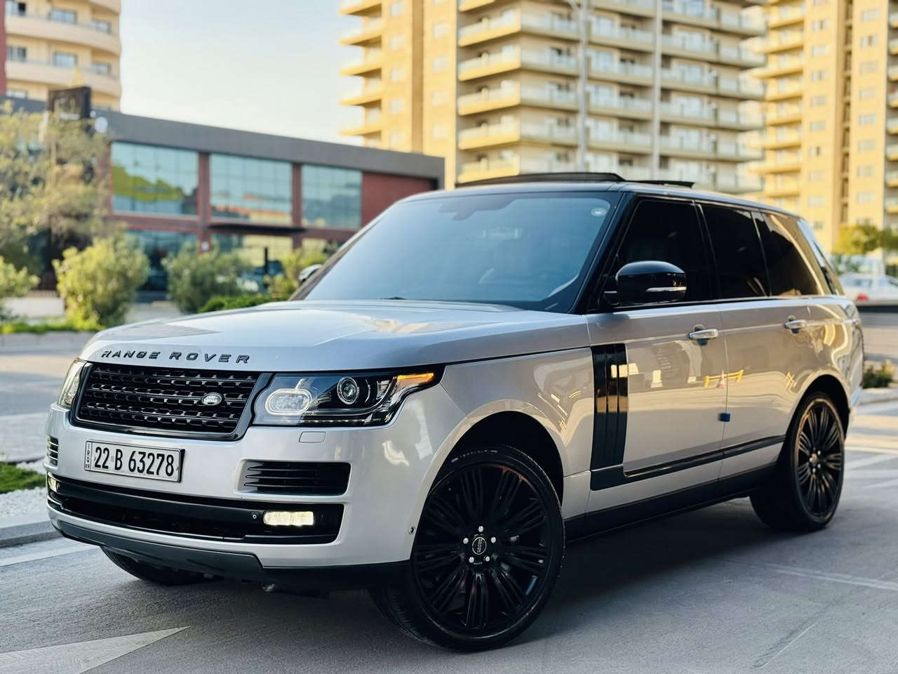 ﷽
‏                                 RANGE ROVER VOGUE 2013 
▫️رانج رؤڤه ر مؤديل 2013 ڤؤگ ئوتو بايوگرافي
🔹مواصفات خليجي وكالة شريكة سردار✅
🔹 فول مواصفات مواصفات بلاك زمان دولي

◻️محريك V8 5.0L تمانية سلندر سوپر جارج مرغوب
🔹گير و محريك بشرط فحص
بدون صوت و بدون صرف بدون خلل
🔹ماشية  109 الف حقيقي

◻️ سيارة مكفولة كفالة عامة بدون صبوغ  
🔹سيارة جديد حيل حيلوة نضيفه 📦

◻️مواصفات فول اوتو بايوگرافي معروفة
🔹{ بصمة - پانوراما - داخل كريمي - رادار -  دوسات كهربا - خمس كاميرا - ثلاجة -  صندوق شفت - باب صحب - كشنات DVD - كشنات تتفيئة و تبريد - كشن مصاج - كشن و ستيرن خزن - ستيرن تتفيئة - بغاغ لايت - مراي شفت - تبريد مركزي - بعد }

◽️اربع تاير ويل جديد ويل بلاك
🔹دبل و جوبليسات كل بشرط
🔹سيارة شرط بدون اى نواقص گير و محرك و حدادي و كاهرباى كلة بشرط
🔹سنوي و رقم و هزة جديد سنوي بأسمي
🔹 نفسي يوم / تحويل و كاله حاظر
🔹 مكان_🌆 سليماني

◽️سعر_ 248 $🔐🔥🔥
◽️موبايل_ ***********
____________________________________

