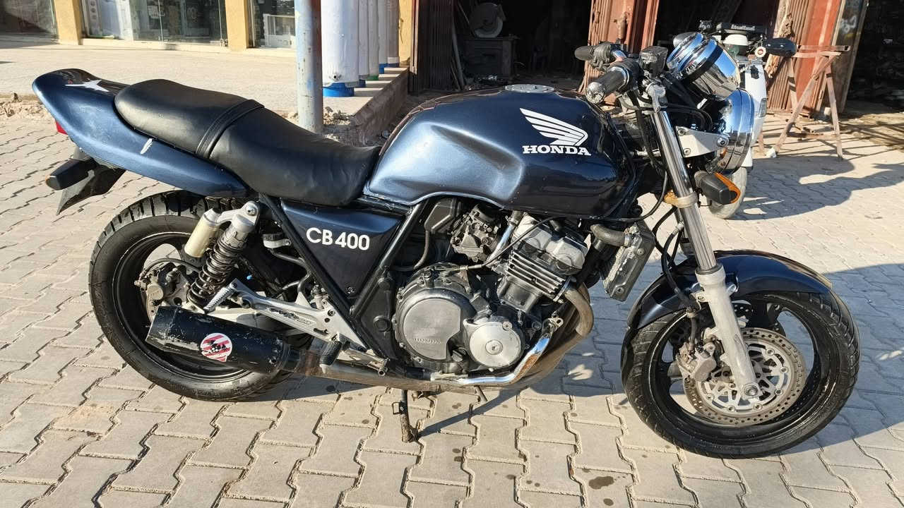 سلام عليكم يسبي فور دراجه شلعه ومعدل فول مكينه كفاله عامه كهربايات شغاله كجات شغاله تخم تاير جديد دراجه مكينتها هاون فصلتها نار 🔥 اوراق كامله بسمي اكرر دراجه كفاله السعر ١٨٠٠ وبيها مجال حك جيه المكان بغداد الحسينية مال راشديه ***********
