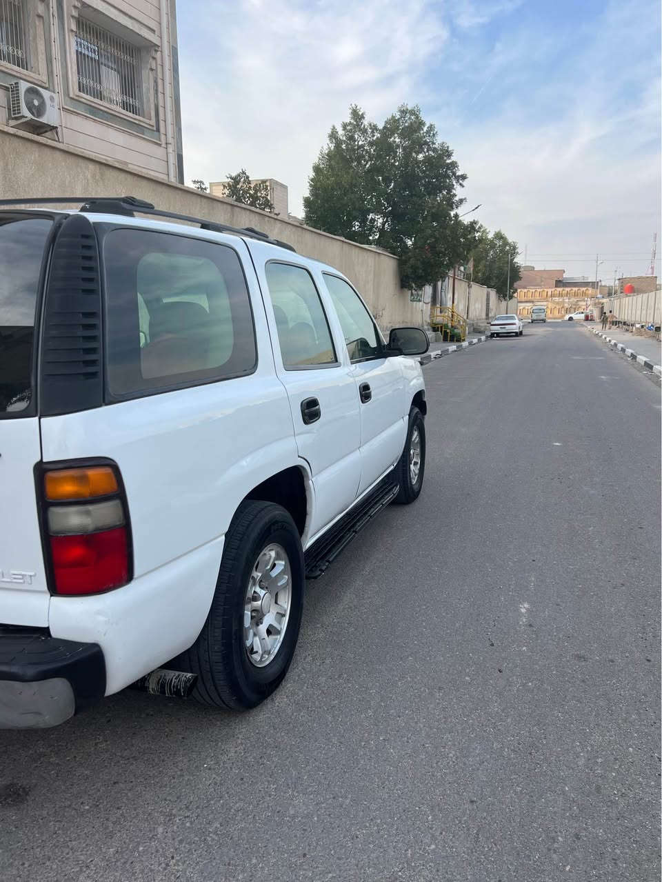 سلام عليكم تاهو 2004 رقم بصره مشروع وطني 2028 مكفوله من الكص وضربه ولعيب شرعي ولصوليات مكينه 5/300 مكفوله تبريد شغال حداده جديده طخم تاير ويلكب جديد تحويل ثاني يوم السعر 93 رقم الهاتف *********** العنوان البصره الزبير حي الصحفيين ابو الخصيب, البصرة
