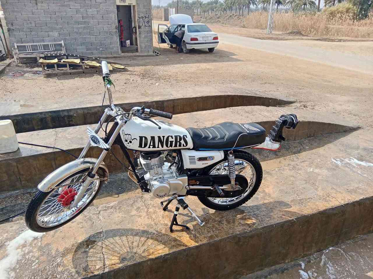 سلام عليكم انتنس للبيع مكفوله اوراق شاصي23ارشا ولباقي 25 دراجة شلعه ونشاطه ومعدل فول تجي تفحص بيدك وتاخذ سعر700وبيه مجال
مكاني ابو غراق  ‏‪0773 914 6245‬‏
