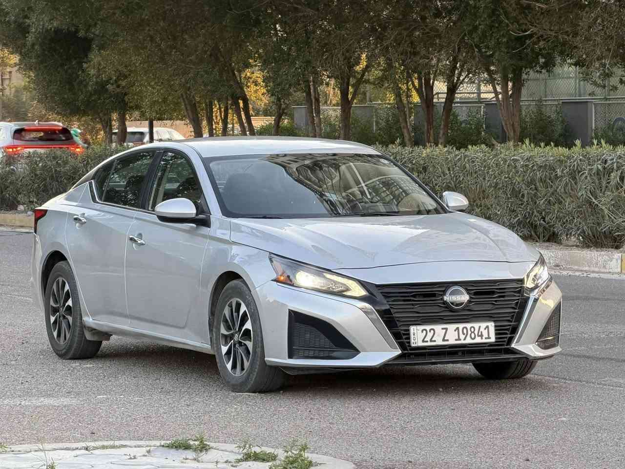 السلام عليكم
نيسان التيما موديل 2023 
السيارة مرقمة اربيل تحويل مباشر للمشتري 
السيارة وارد امريكي ضررها كلش بسيط 
وبدون دواخل طرف الجاملغ + طرف البنيد مصلحهن نفسهن بدون تبديل  اي قطعة
راديترات تبريد مروحه كلهن بلاديات 
مواصفات S
ويل كب
بصمة تشغيل
رادار امامي
شاشة مع كامرا خلفية دواره 
حساس خلفي 
تحكمات ااستيرن جهتين
-----
155 ورقة سعرها
بغداد حي الجهاد الاساتذه
*********** 
واتساب متوفر
