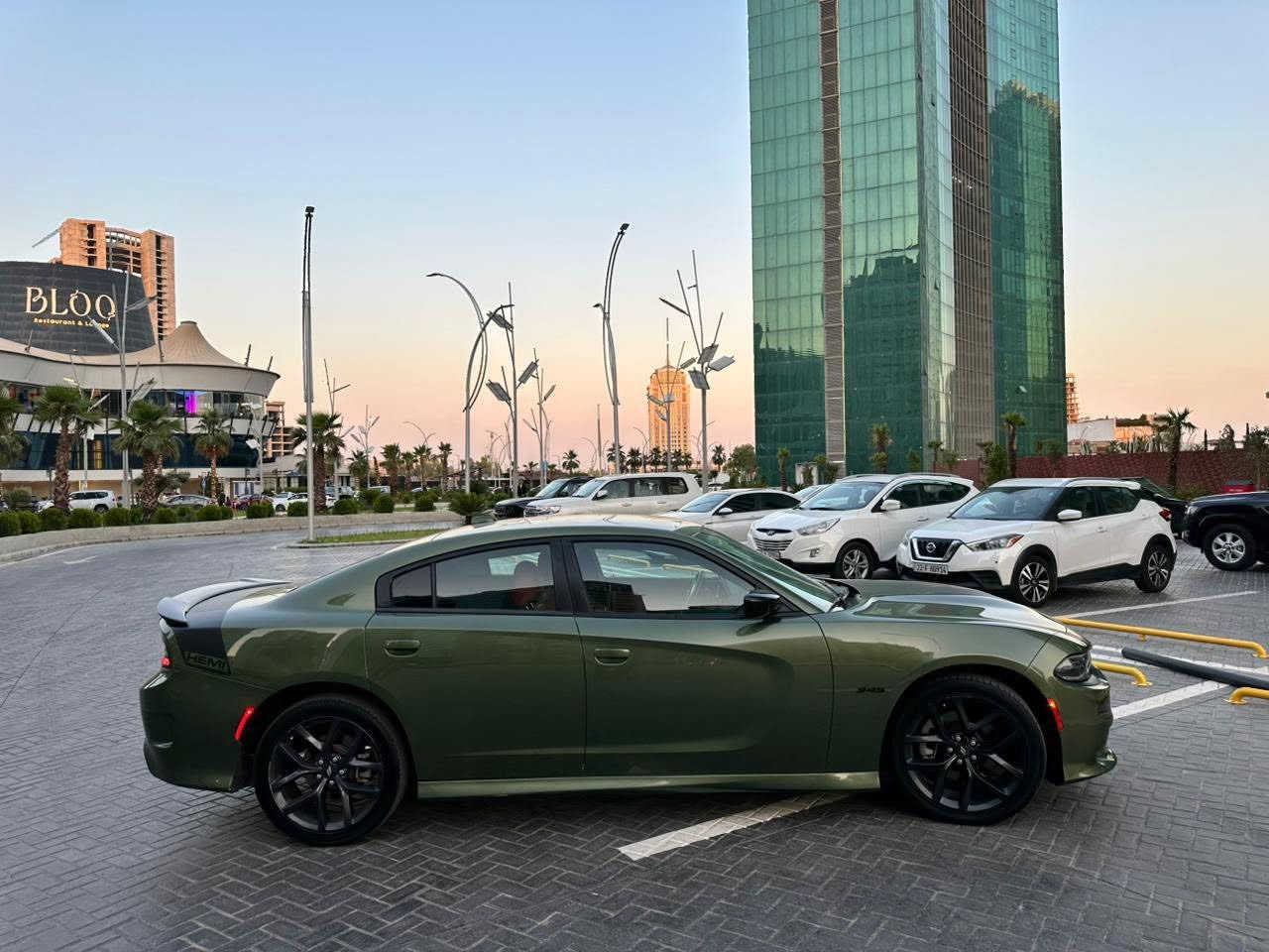 Charger rt 2023 / last call
بيع فقط بدون مراوس مكان سيارة اربيل

السلام عليكم جارجر ار تي للبيع موديل ٢٠٢٣ ماشي ١٨ الف 

بجم كبس ايرباك بس بردة سكن حادث جانبي جاملغ و باب بدون دواخل و بيهة كلير بالجهة الثانية 

علهة اكزوز HT power كونترول و عليهة كراكل صوتهة كلش حلو السيارة مابيهة تعديلات على الگير و المحرك ستوك 

گير و محرك بشرط السيارة تحويل بشرط مواصفات مبينة بالصور داخل احمر

السعر ٢٤٣ و بس مجال 

***********
