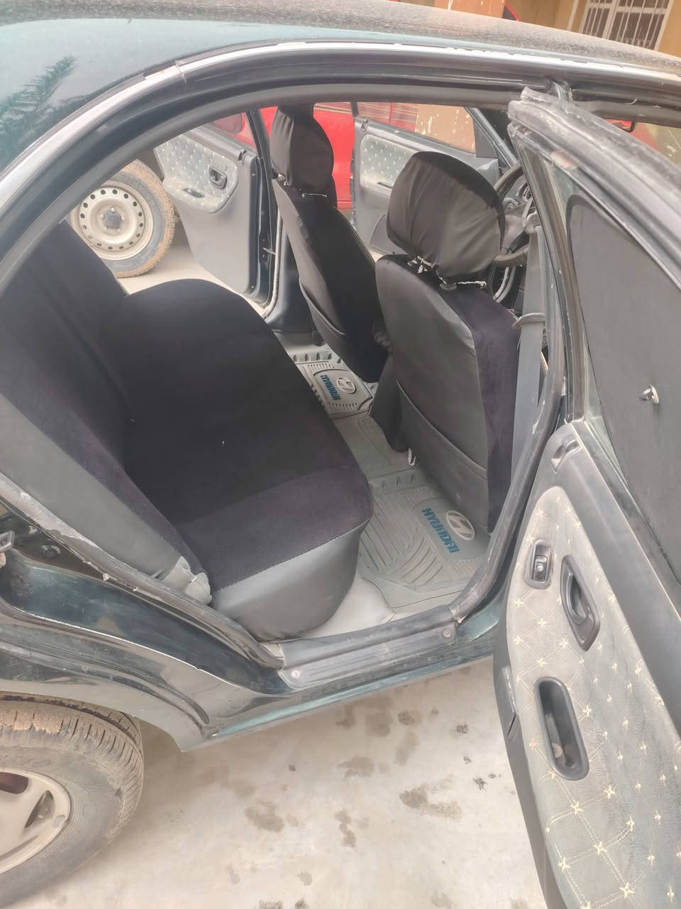 ألسلام عليكم سونتا 2/  1994 رقم ديالئ انكليزي باسمي المكان ديالى خان بني سعد 
هزه جديده / سعره 45 بي مجال بسيط 
رجاءا الي مايعرف بيهن لا يعلق بكيفه الوك مالته حته 55 واكو 30 موجود كلشي بسوك 
بيه تنقيص فقط مأثر عليه 
ترايك 180 / سيارة خير من الله 
تدفئه نار تبريد ثلج 🥶
 مصبوغه صبغ عام / كهرباءيات كلهن شغالات
كلوب البوب كلوب الصندوق عالي ناصي كلهن شغالات 
صدره نضيف كلش
تدفئه نار / تبريد ثلج 🥶
غرفته جديده دوشمه جديده تنته كاعيه جلد 
راديو شاشة بلوتوث سماعات كلش عاليه 
تايرات جدد 
نواقصه فقط تنقص ودعاميه الأمامية شويه مكسوره من جوه مامبينه وجاملغ الأيسر شويه مكشر صبغ مالته
***********
