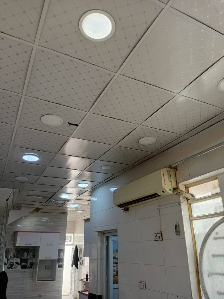 🏠 بيت للرهن - حي المكرمة 🏠
📍 الموقع: حي المكرمة - قرب شارع الطاقة وجامع أبو الفضل العباس.
🏗️ البناء: طابق واحد (بناء جديد).
📐 المساحة: 100 متر.
🛣️ الشارع: نظيف جداً.
💠 التفاصيل:
(غرفة + صالة + استقبال + مطبخ + صحيات).
⏳ مدة الرهن: سنة واحدة (قابلة للتجديد بالاتفاق).
💰 المبلغ: 42 مليون دينار.
📞 للتواصل:
📱 ***********
📱 ***********
🏢 مكتب أبو حسنين للعقار
📍 عنوان المكتب: حي المكرمة - قرب أسواق آدم. النجف, العراق
