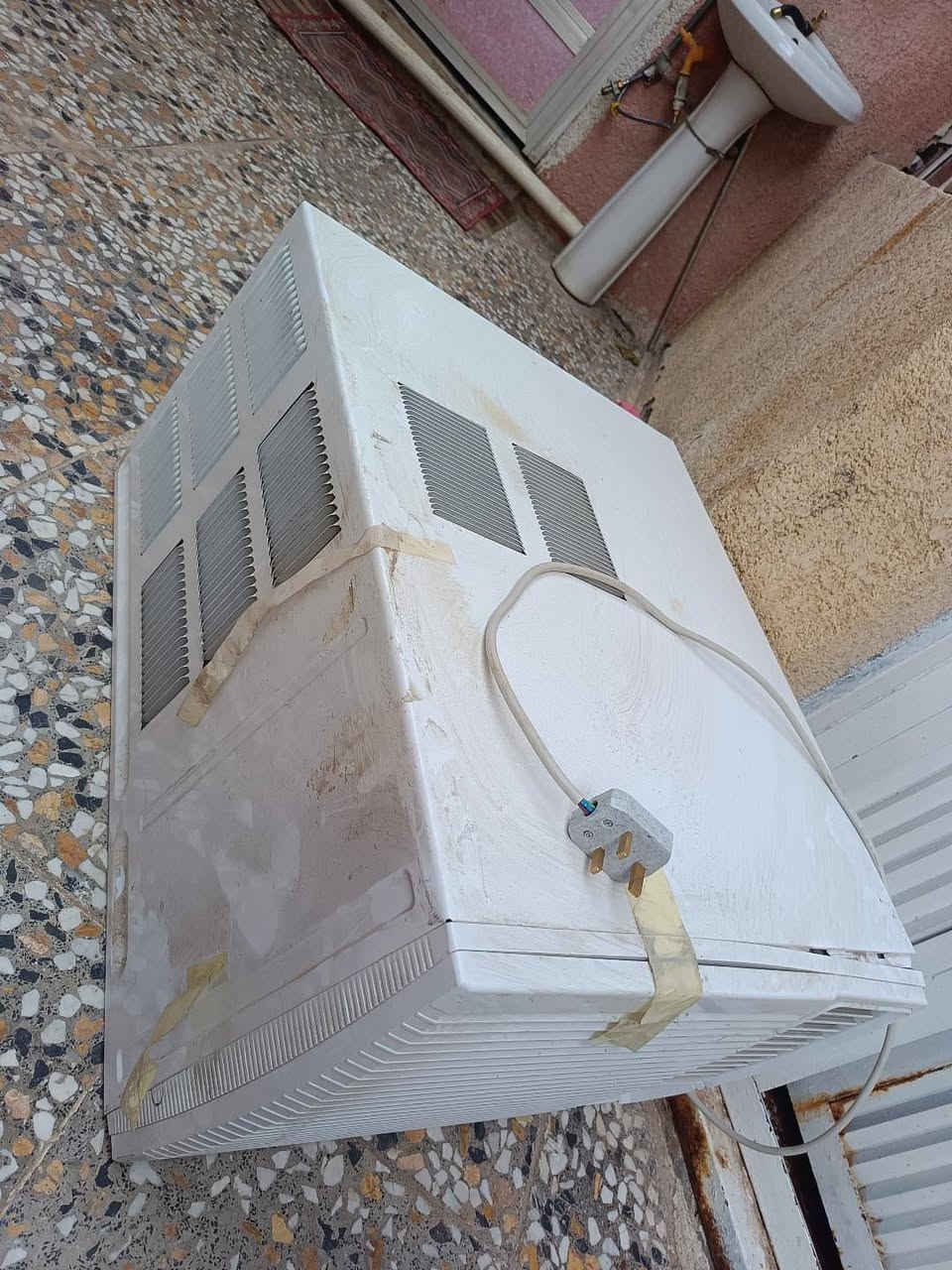 سبلت الوادي انفيرتر 3 تحكمات مستعمل شي قليل واحد طن مكاني هبهب
400


**إذا كنت صاحب هذا الإعلان وتريد حذفه لأي سبب، رجاءا أرسل رسالة إلى الدعم الفني**