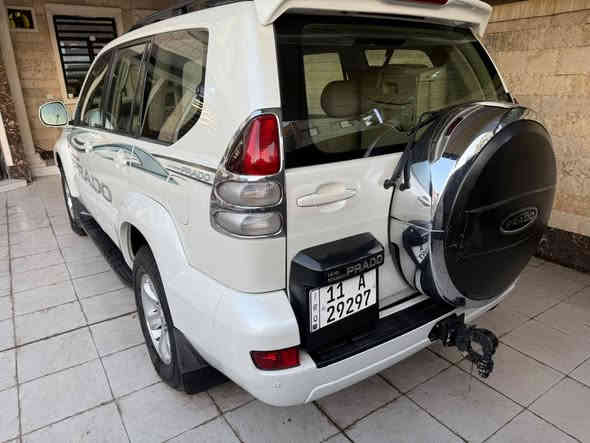 السلام عليكم برادو موديل2009 فول مواصفات vxمكفوله من الصبغ والحادث والسونار مرفق 6سلندر كير محرك شركه ممفتوحات  تخم تاير جديد ياباني  صدر جديد رقم بغداد الدولي بسمي ماشيه144الف السياره نظيفه السعر المطلوب 197 مكان السياره بغداد الغدير تحويل مباشر للاتصال *********** بغداد
