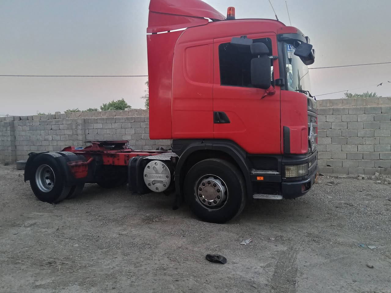 للبيع سكانيه موديل 2004 سياره مكفوله انجكتر سياره خير من الله مربوطه فلات بس راس سعر 130 وبيه مجال رقم سليمانيه تفاصيل ***********
