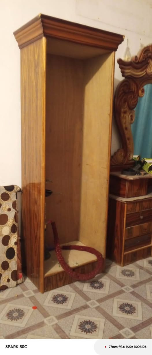 غرفة اخشاب تسكام عراقي خشب ثكيل بيهة اضرار بسيطة باب الزاوية موجود يرادلة ضب براغي ققط للبيع هية والدوشك مالتهة العنوان أبو غريب الي يريدهة يراسلني خاص


**إذا كنت صاحب هذا الإعلان وتريد حذفه لأي سبب، رجاءا أرسل رسالة إلى الدعم الفني**