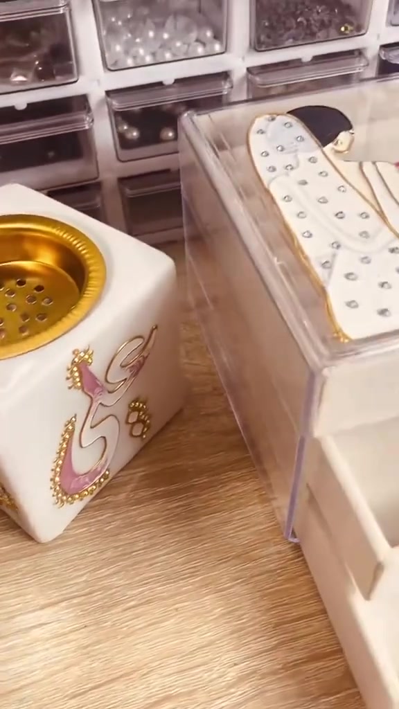 بكج العروسات جهزتي لو بعدج ❤️ 
متوفر يمي انسب الاسعار


**إذا كنت صاحب هذا الإعلان وتريد حذفه لأي سبب، رجاءا أرسل رسالة إلى الدعم الفني**