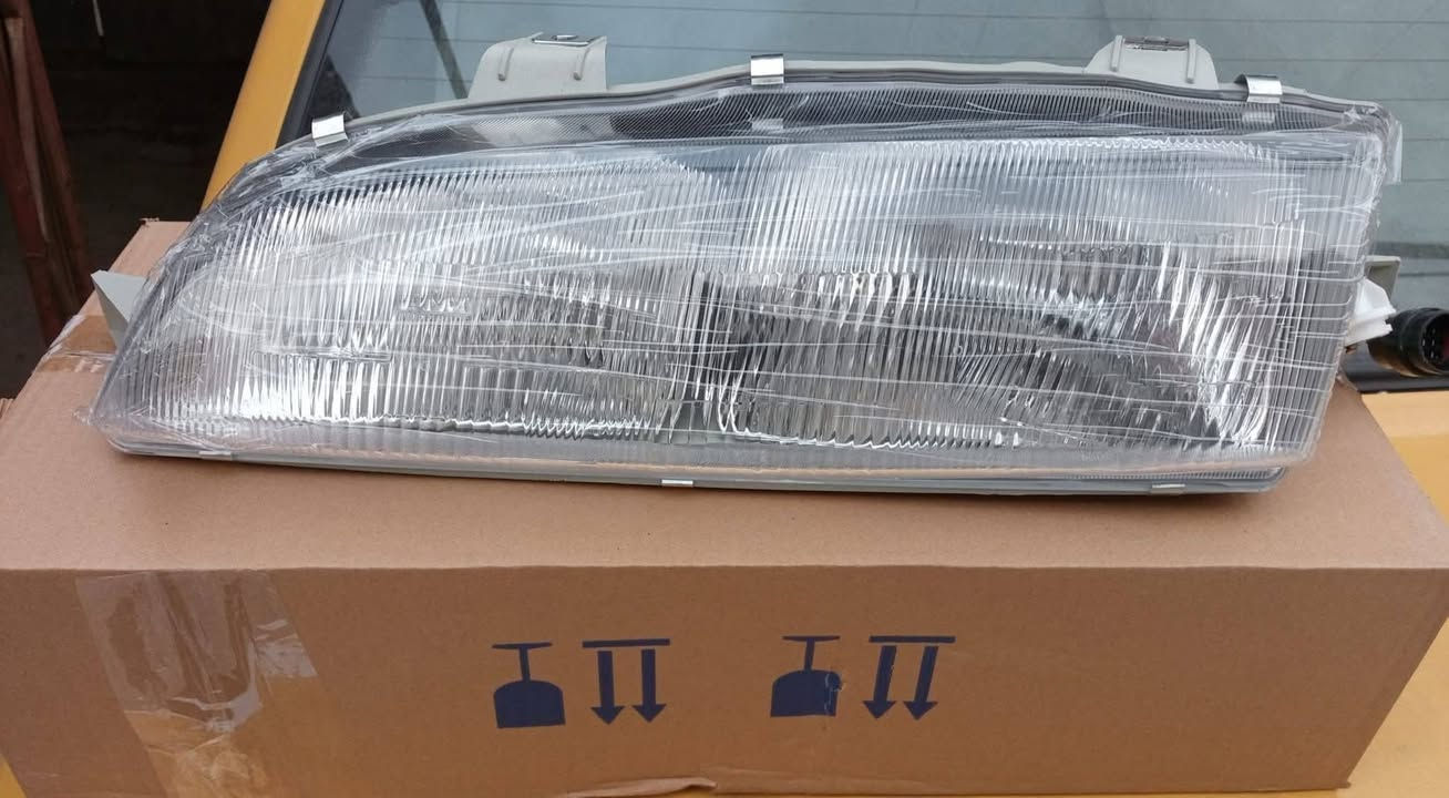 #وصل_حديثا" اللي وصوني عليه الكمية محدودة 
لايت فراشة كرستال ٩٠الف
 وعادي
لايت برنس عادي.
متوفر توصيل لجميع محافظات العراق 
للتواصل واتساب  ***********
ديالى - المقدادية - الحي الصناعي مجاور معمل الثلج
