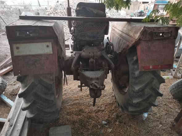 عندي كاروبة عنتر نداء 71   وعربانة حدادي 
شعالة وجاهزة رقم بغداد صدامي  السعر 5 ملاين
العنوان المثنى مدينة الرميثة ***********
السنوية بسم شخص مقيم بالسعودية
