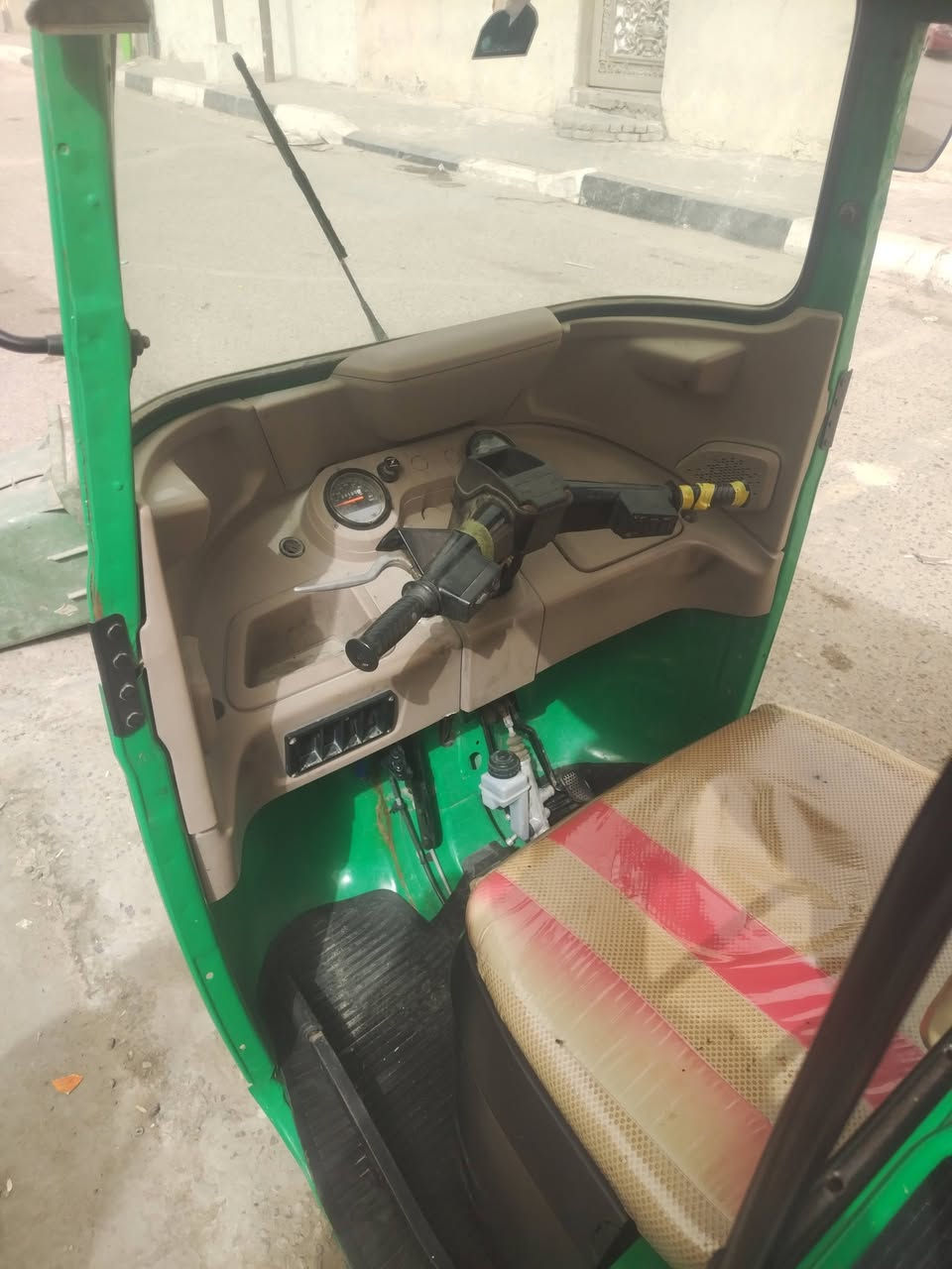 تكتك كفاله عامه عده الخياس قليل موديل 22تكتك سنويه ورقم كامله سعر ٨وربع رقم ***********
